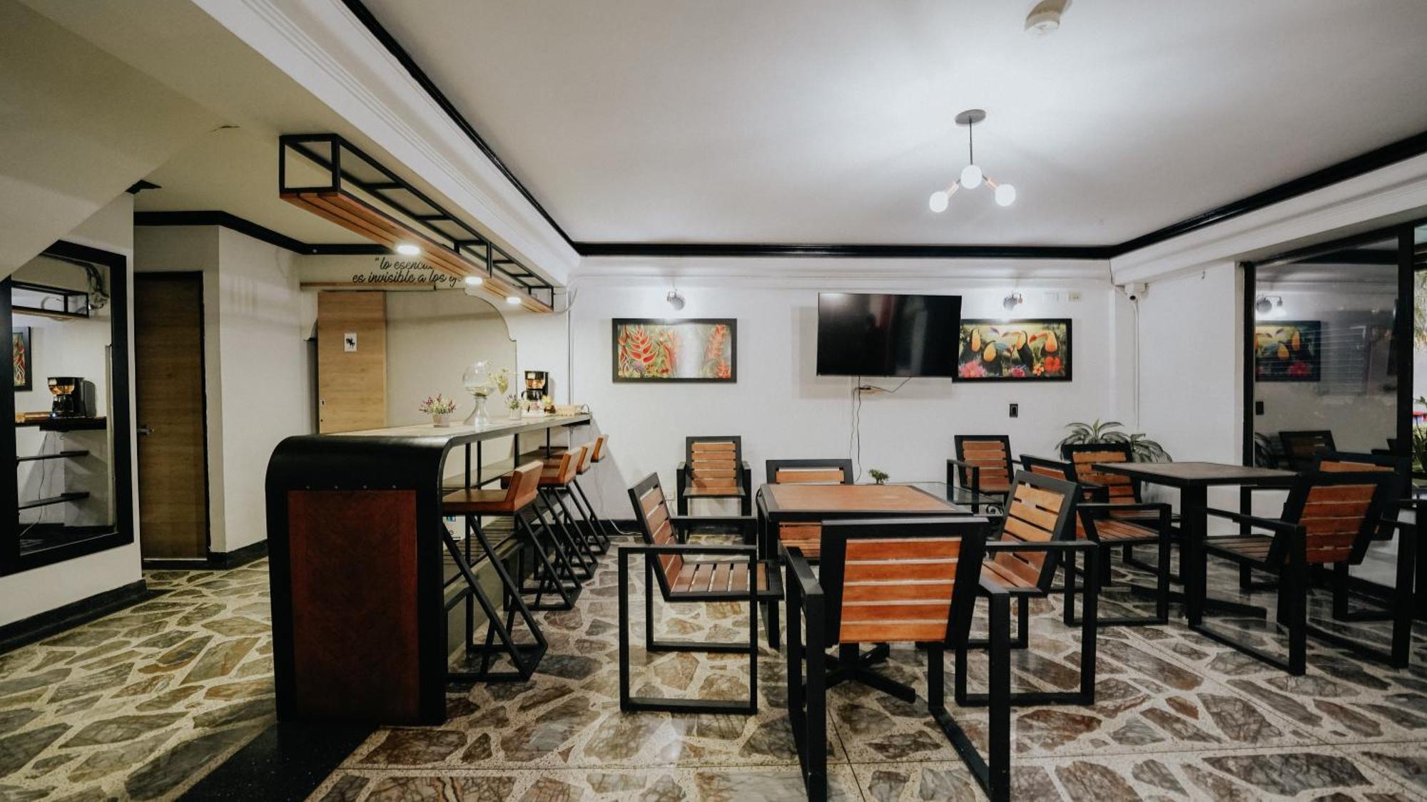 Hotel Balcones Del Estadio Μεντεγίν Εξωτερικό φωτογραφία