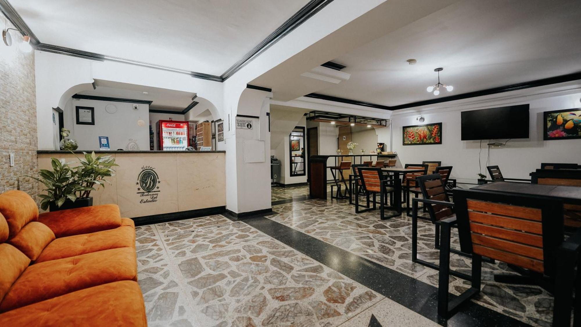 Hotel Balcones Del Estadio Μεντεγίν Εξωτερικό φωτογραφία