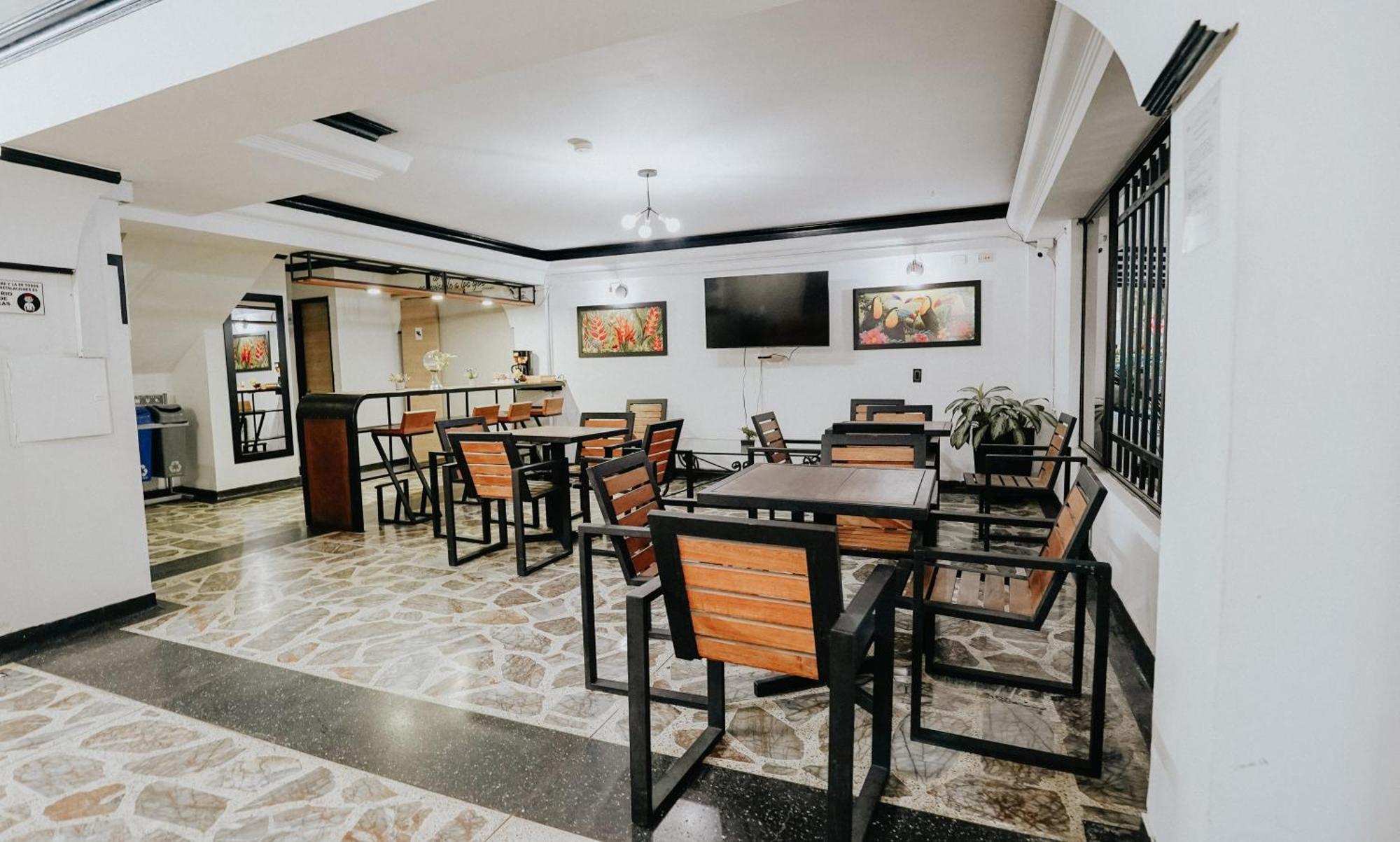 Hotel Balcones Del Estadio Μεντεγίν Εξωτερικό φωτογραφία